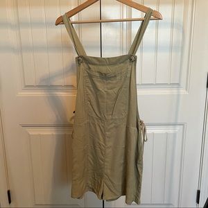 Urban Ourtfitters BDG army green short overalls